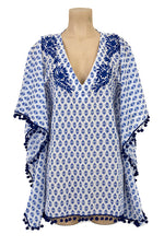 Load image into Gallery viewer, Ladies PomPom Beach Poncho
